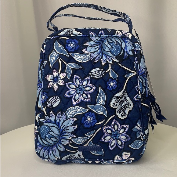 Vera Bradley Handbags - Vera Bradley Lunch Bunch in Tropics Tapestry! NWT